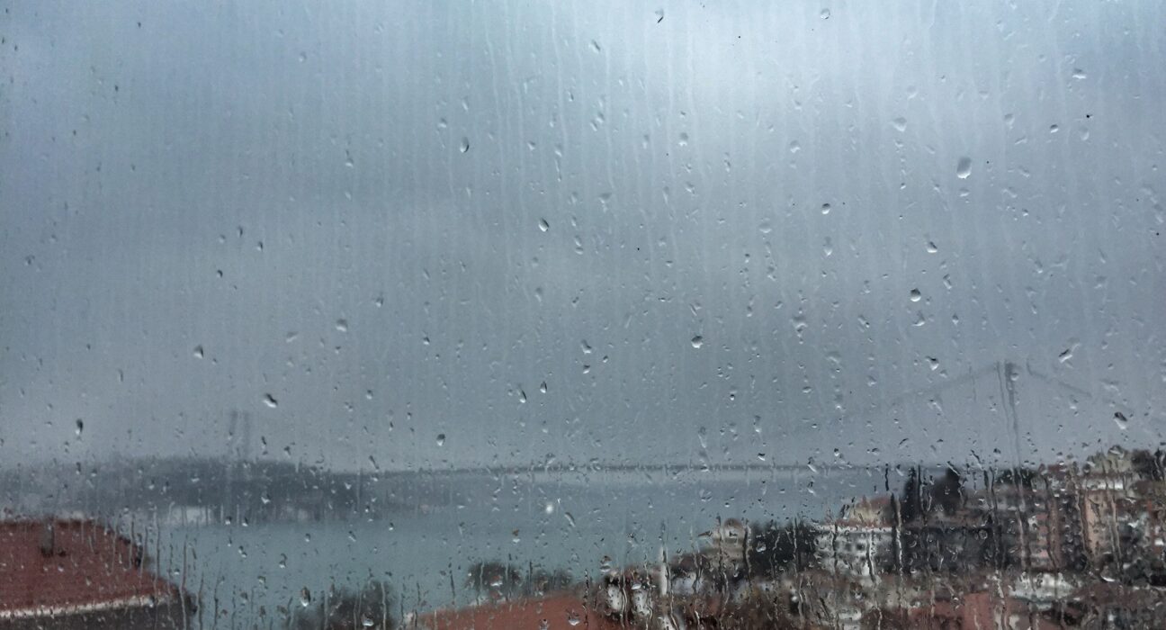 İSTANBUL İÇİN SAĞANAK YAĞIŞ UYARISI