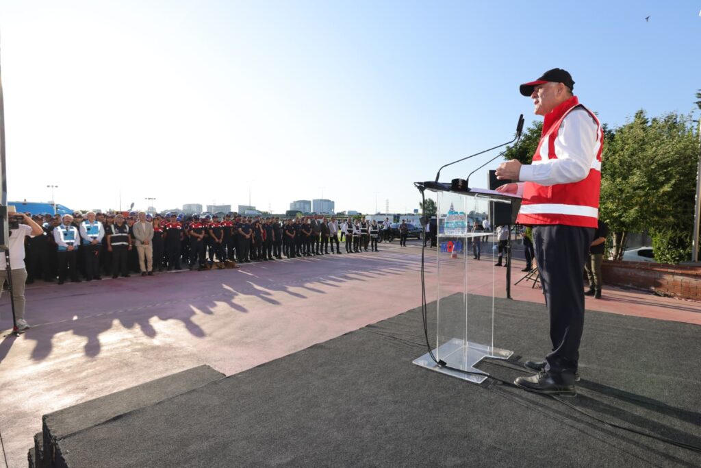 BİN 500 İBB ÇALIŞANI AFET ÖNCESİ EĞİTİMİNİ TAMAMLADI BİN 500 İBB ÇALIŞANI AFET ÖNCESİ EĞİTİMİNİ TAMAMLADI