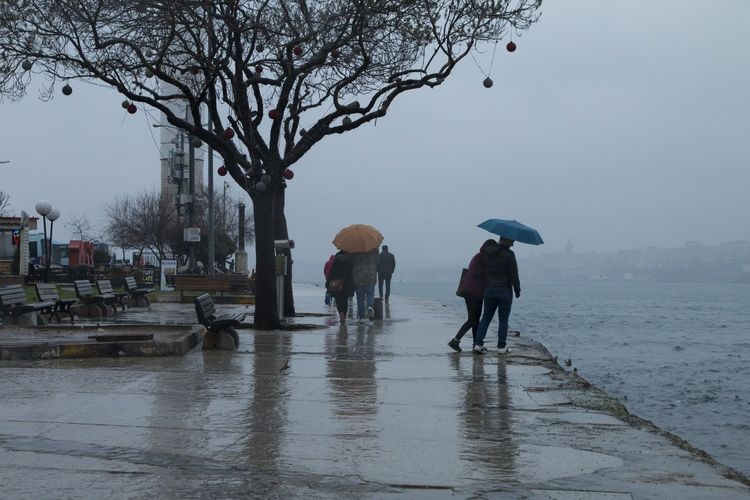 İSTANBUL’DA YAĞIŞLAR ETKİSİNİ SÜRDÜRECEK