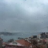 SICAKLIKLAR DÜŞÜYOR, KUVVETLİ SAĞANAK GELİYOR