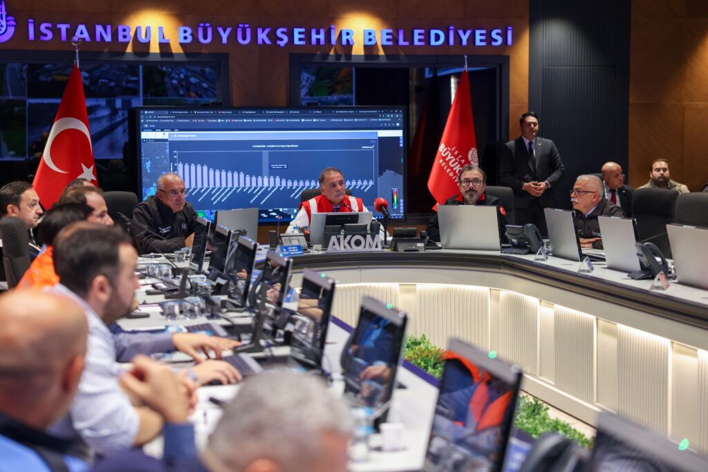 İBB BAŞKAN VEKİLİ NURİ ASLAN AKOM’DA