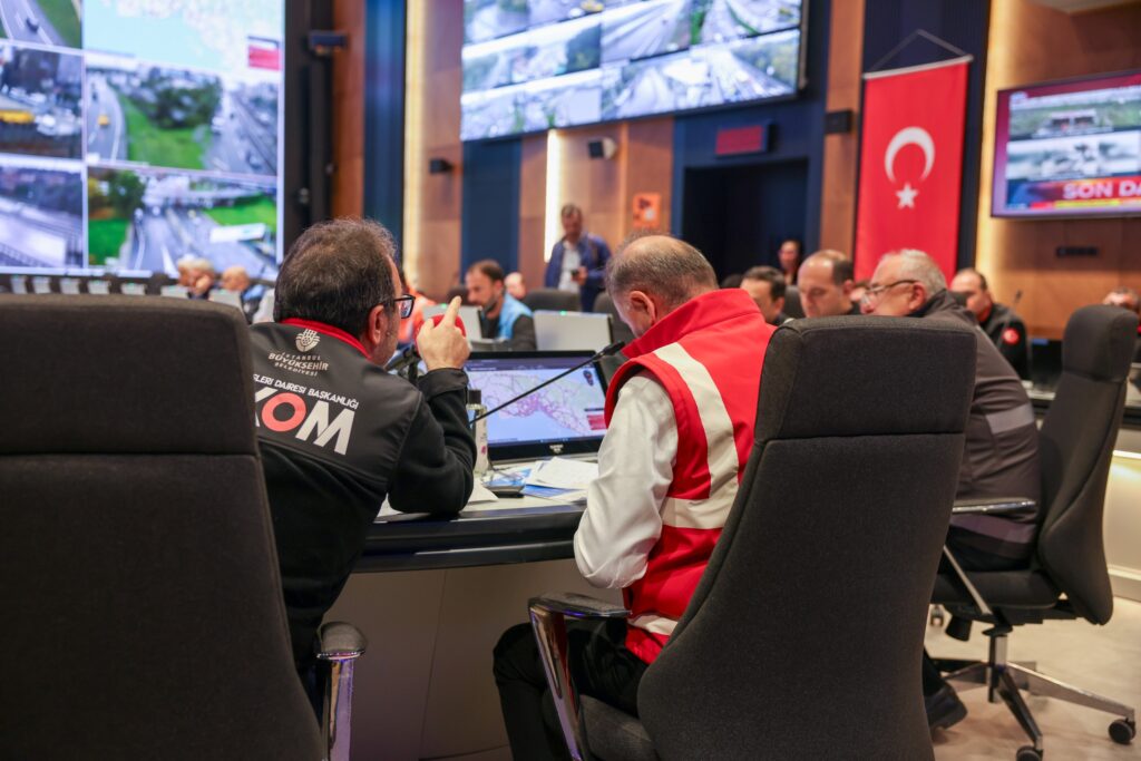 İBB BAŞKAN VEKİLİ NURİ ASLAN AKOM’DA