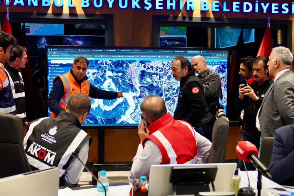 İSTANBUL’DA REKOR YAĞIŞ İSTANBUL’DA REKOR YAĞIŞ
